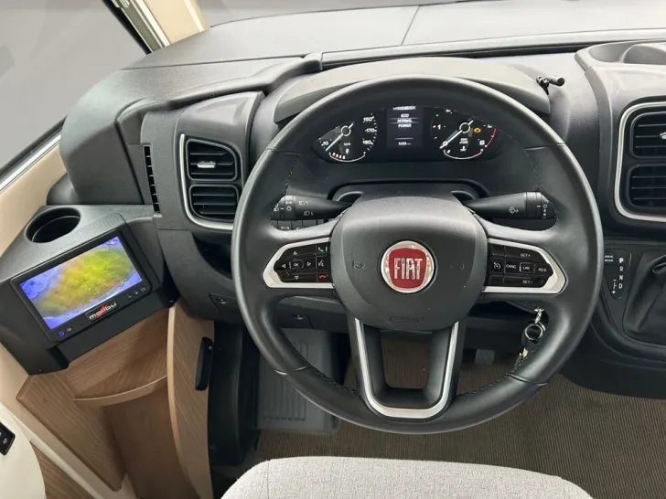 Fahrzeugbild Malibu I 490 LE #8