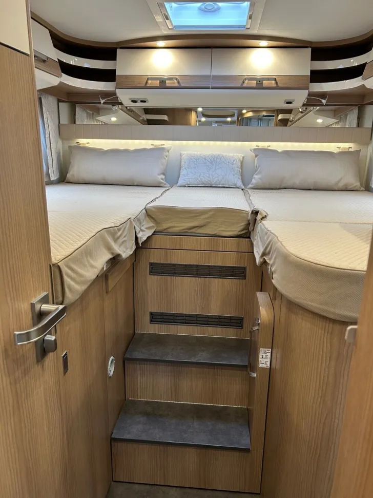 Fahrzeugbild Malibu I 490 LE #17