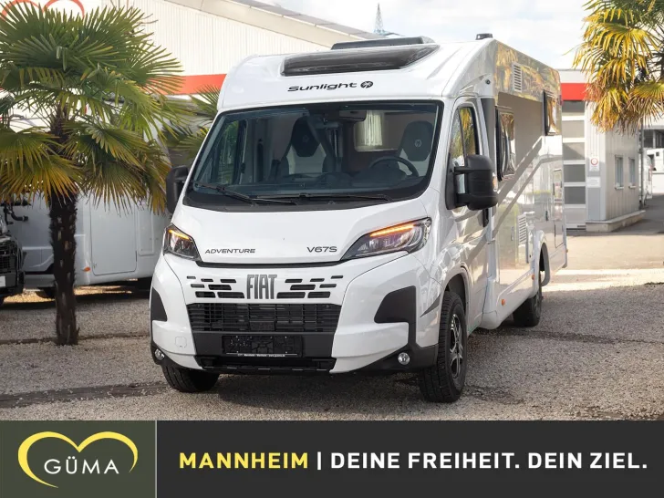 Fahrzeugbild Sunlight Adventure V 67S Inkl. 100 WP Solaranlage #1