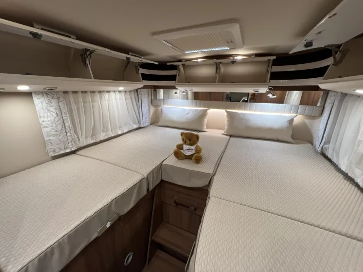 Fahrzeugbild Carthago C2-tourer I 145 RB LE comfort Mercedes (319) #26