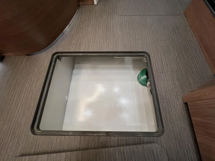 Fahrzeugbild Carthago C2-tourer I 145 RB LE comfort Mercedes (319) #35