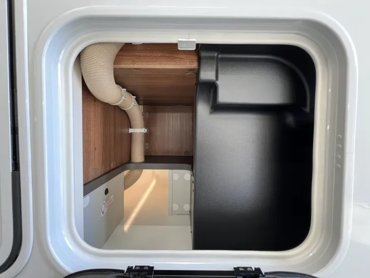 Fahrzeugbild Carthago C2-tourer I 145 RB LE comfort Mercedes (319) #39