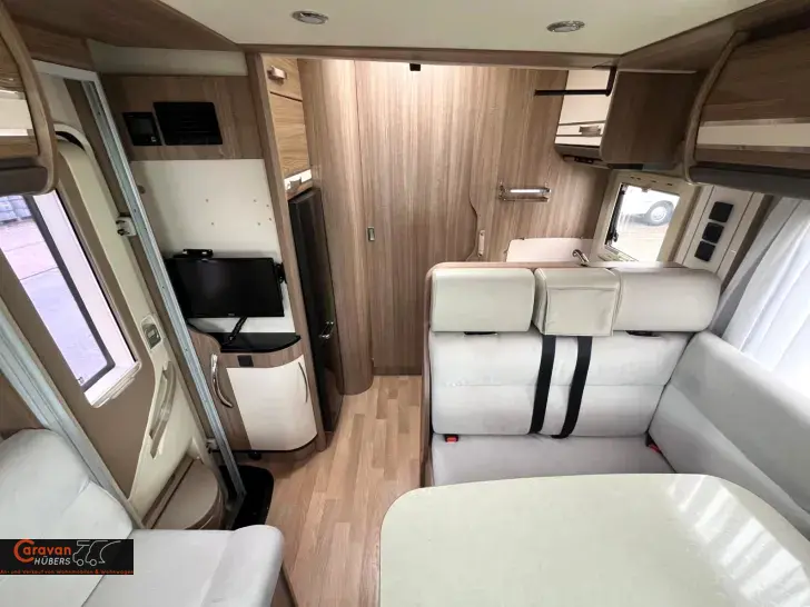 Fahrzeugbild Rapido 6F 680 FF #3