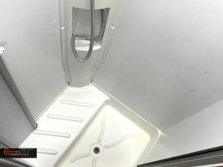 Fahrzeugbild Rapido 6F 680 FF #11