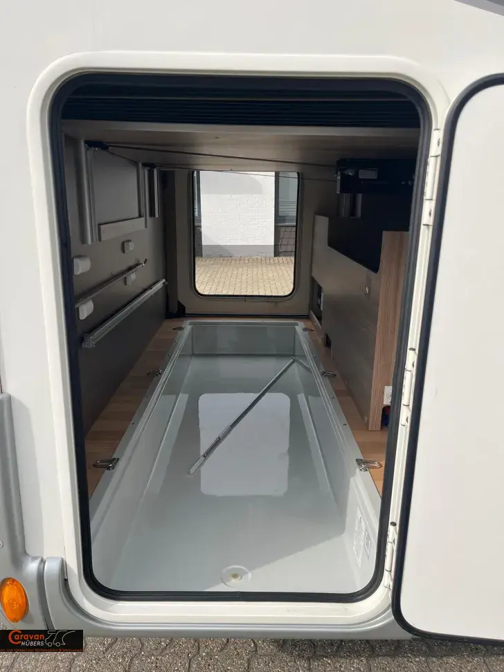 Fahrzeugbild Rapido 6F 680 FF #35