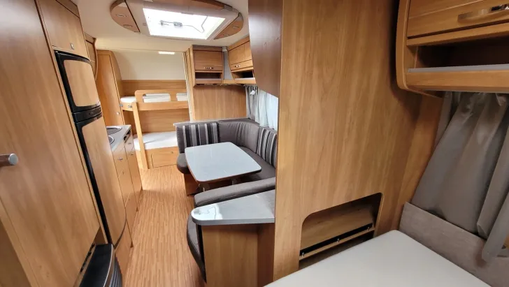 Fahrzeugbild Dethleffs Camper 560 FMK *Mover*Glattblech*City-Wasser* #16