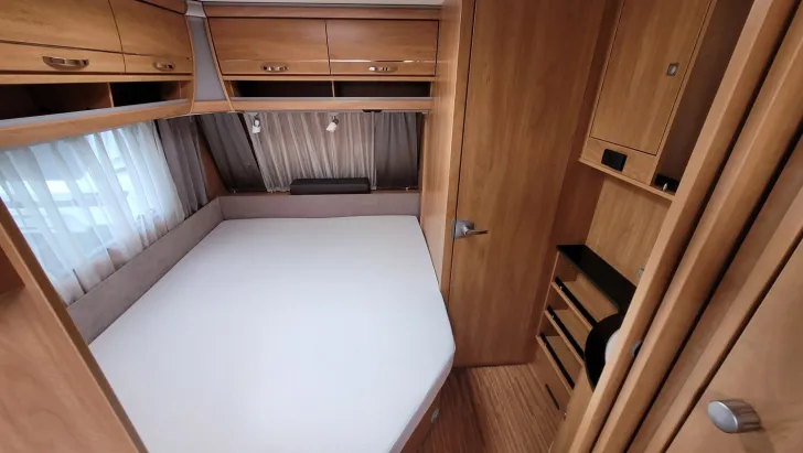 Fahrzeugbild Dethleffs Camper 560 FMK *Mover*Glattblech*City-Wasser* #17