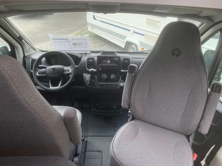 Fahrzeugbild Sunlight Camper Van Cliff 600 IC-Line Automatic ICLine Sondermodell #5