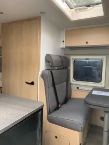 Fahrzeugbild Sunlight Camper Van CLIFF 602 Adventure Edition Längsbetten auf 6m* #5