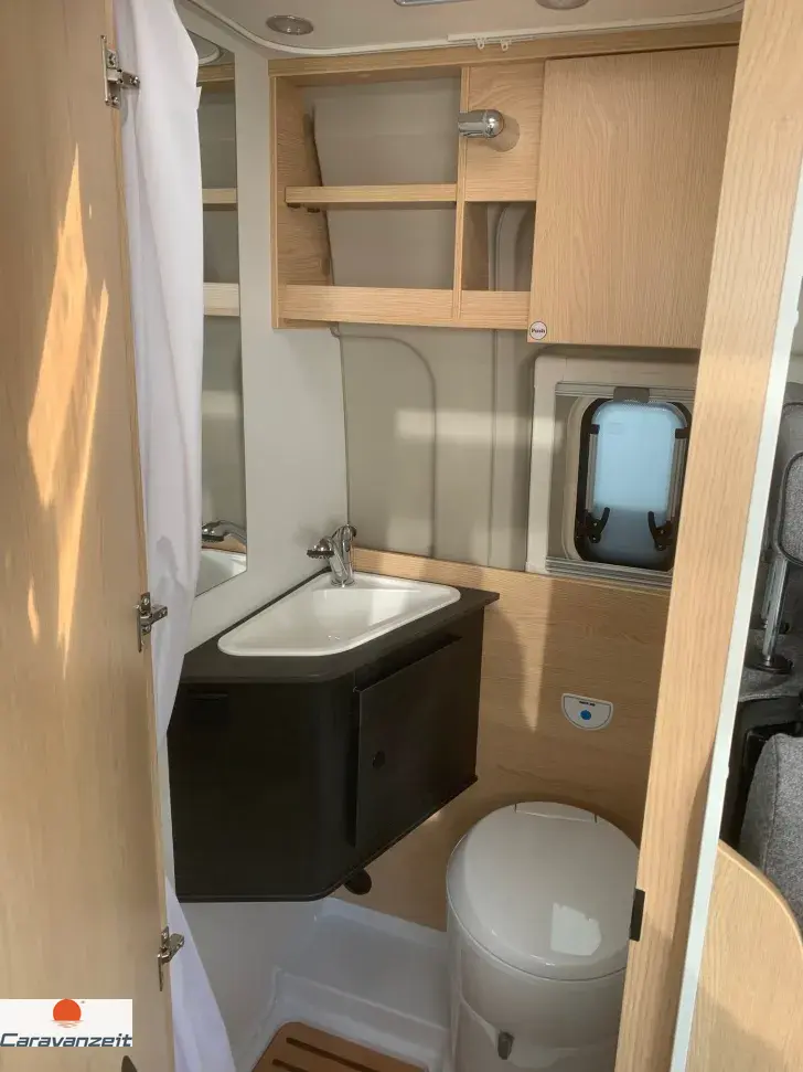 Fahrzeugbild Sunlight Camper Van CLIFF 602 Adventure Edition Längsbetten auf 6m* #8