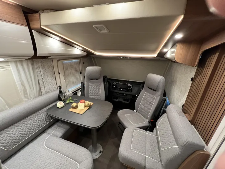 Fahrzeugbild Carthago C2-tourer I 145 RB LE comfort Mercedes (325) #13