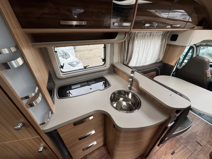 Fahrzeugbild Knaus Sun TI 650 MF Platinum Selection *1. Hand*SAT-Anlage & TV* #15