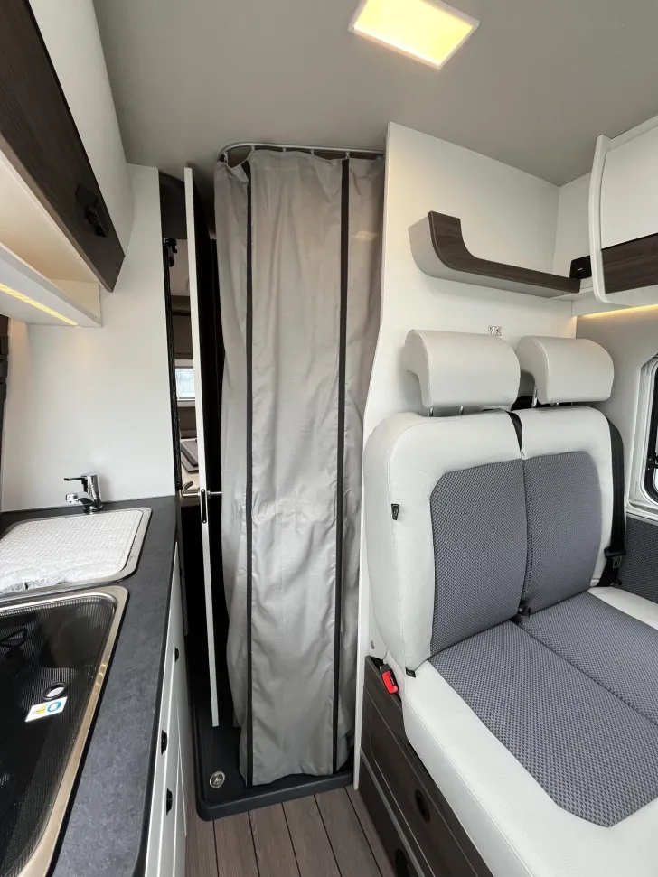 Fahrzeugbild VanTourer 600 D ++MEGA-DEAL++ #18