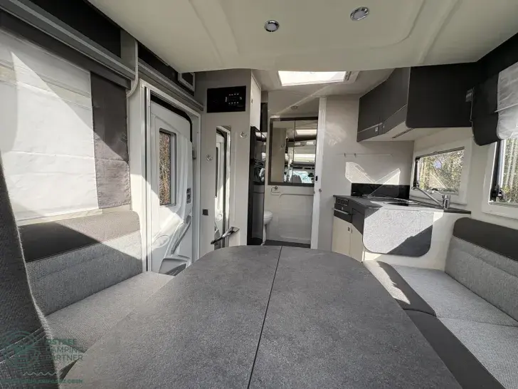 Fahrzeugbild Challenger Teilintegriert Graphite Edition 250 VIP Markise! #19