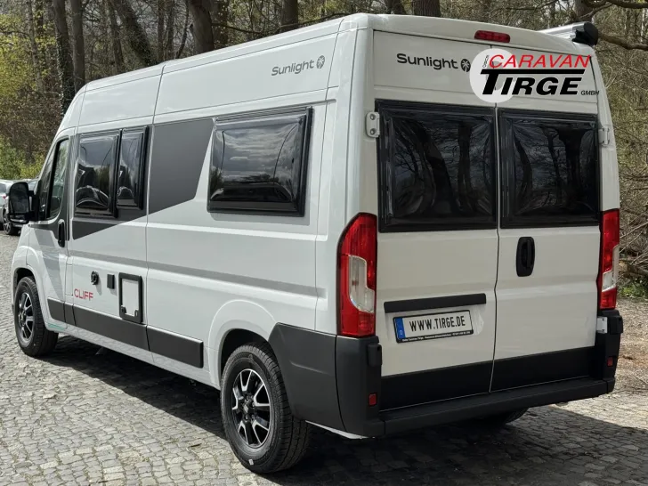 Fahrzeugbild Sunlight Adventure Cliff 602 #5