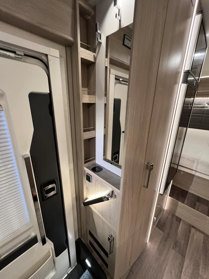 Fahrzeugbild Kabe Travel Master Royal x780 LXL (528) #27