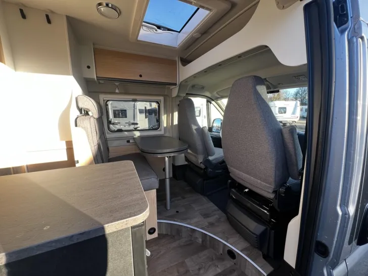 Fahrzeugbild Sunlight Camper Van Cliff 600 IC-Line #7