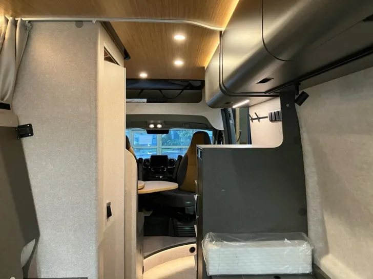 Fahrzeugbild Hymer Camper Van Camper Van Redwood 600 #25