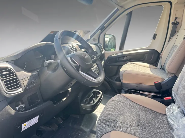 Fahrzeugbild Dethleffs Globetrail 600 DK Fiat Frühjahrs-Sale #7