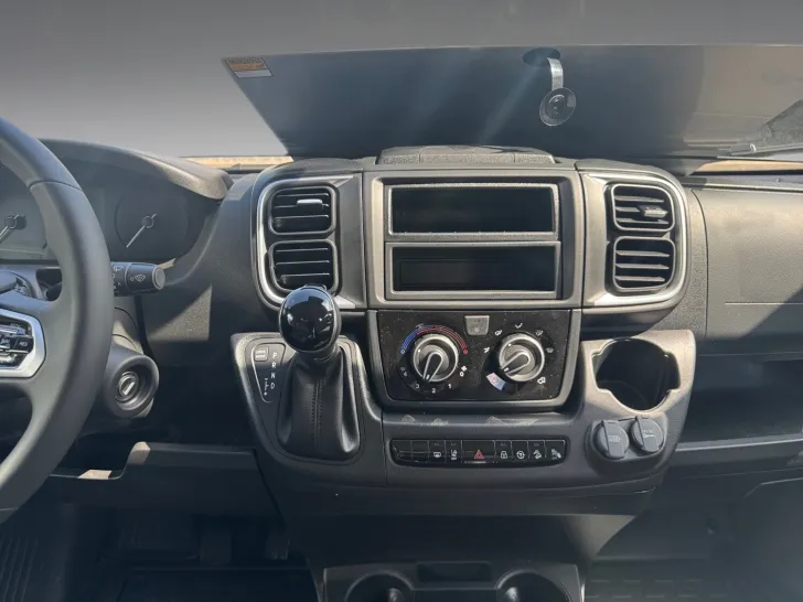 Fahrzeugbild Dethleffs Globetrail 600 DK Fiat Frühjahrs-Sale #9