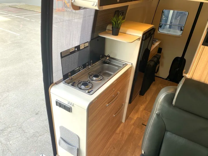 Fahrzeugbild Hymer Grand Canyon S CrossOver 4x4 Allrad Schlafdach #14