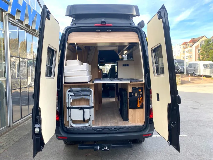 Fahrzeugbild Hymer Grand Canyon S CrossOver 4x4 Allrad Schlafdach #23