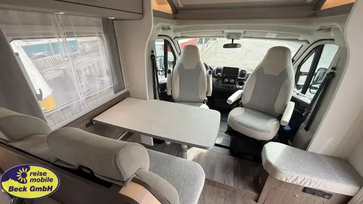 Fahrzeugbild Carado T 338 pro+ Top Wagen aus 1. Hand #17