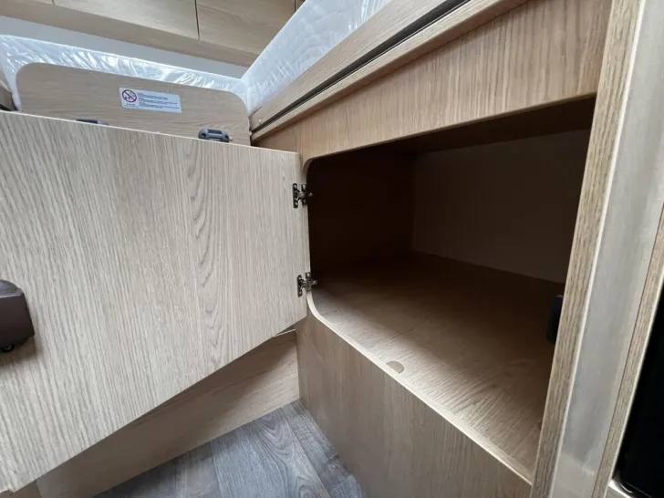 Fahrzeugbild Sunlight T SUB 67 Sub #15