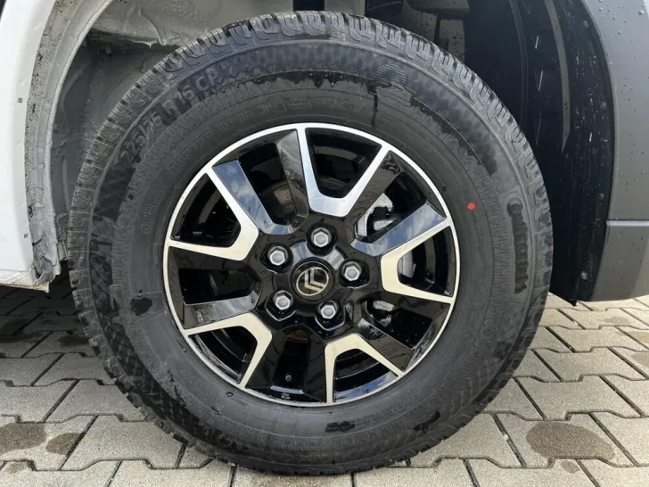 Fahrzeugbild Sunlight T SUB 67 Sub #27