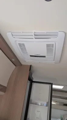 Fahrzeugbild Malibu I 430 LE, 180 PS Automatik #7