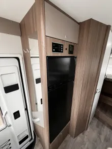 Fahrzeugbild Carado I 338 #10