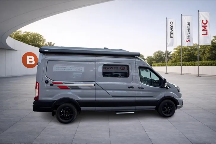 Fahrzeugbild LMC Innovan Ford 592 #3