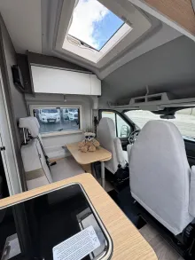 Fahrzeugbild LMC Innovan Ford 592 #8