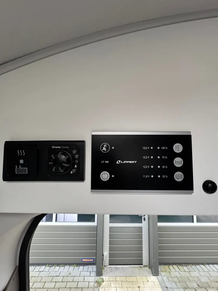 Fahrzeugbild LMC Innovan Ford 592 #14