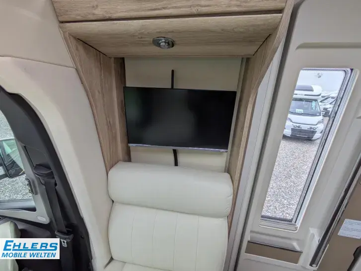 Fahrzeugbild Eura Mobil Profila T 696 EB 170PS/Autom/Markise/SAT/TV/Dachklima #10
