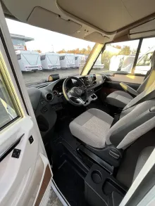 Fahrzeugbild Carthago C2-tourer I 147 RB LE L comfort Mercedes #9