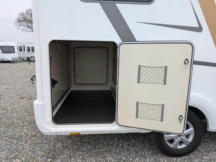 Fahrzeugbild Eura Mobil Profila T 696 EB 170PS/Autom/Klima/Navi/Alu/4,5t #27