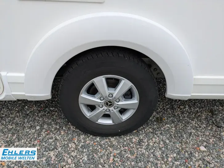 Fahrzeugbild Eura Mobil Profila T 696 EB 170PS/Autom/Klima/Navi/Alu/4,5t #30