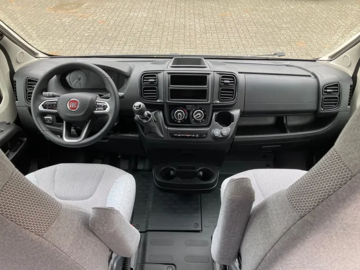 Fahrzeugbild Weinsberg CaraTour 600 ME ++MEGA-DEAL++ #10