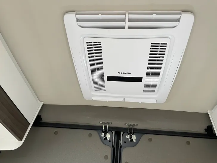 Fahrzeugbild VanTourer 600 L ++MEGA-DEAL++ #25