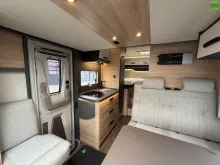 Fahrzeugbild Knaus L!VE WAVE BLACK SELECTION 650 MEG ACC Hubbett 26 #10
