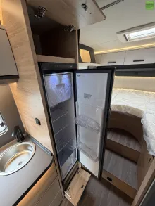 Fahrzeugbild Knaus L!VE WAVE BLACK SELECTION 650 MEG ACC Hubbett 26 #15