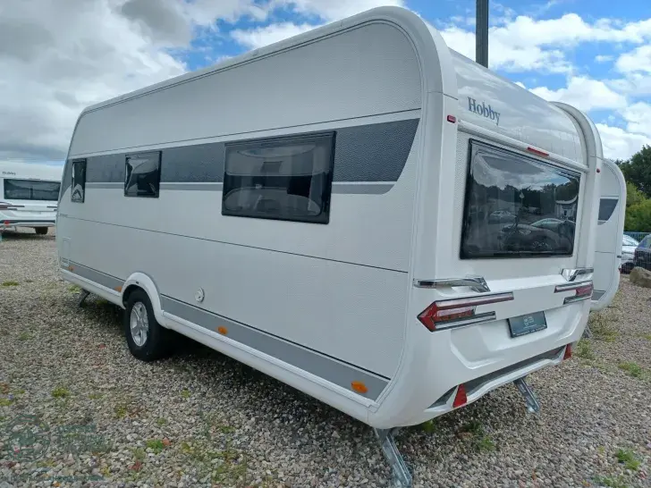 Fahrzeugbild Hobby Excellent 560 CFe #5