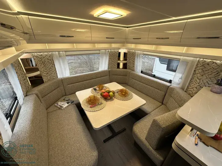 Fahrzeugbild Hobby Excellent 560 CFe #10