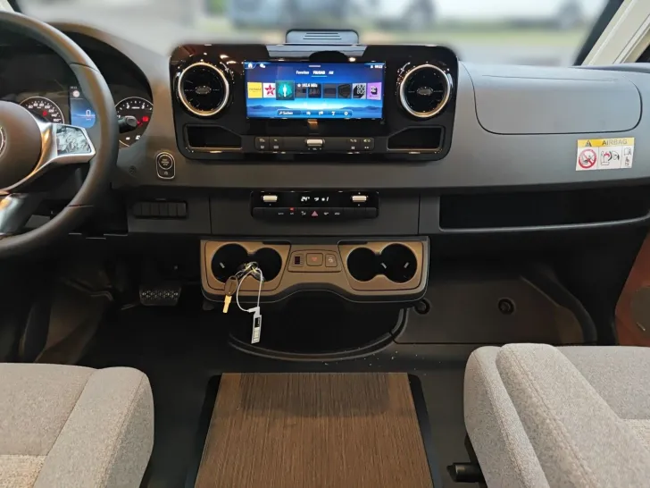 Fahrzeugbild Carthago C2-tourer I 145 RB LE comfort Mercedes ! 2026 ! #9