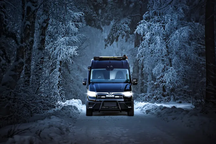 Fahrzeugbild Megamobil Andere Lounge 680S MAN #1