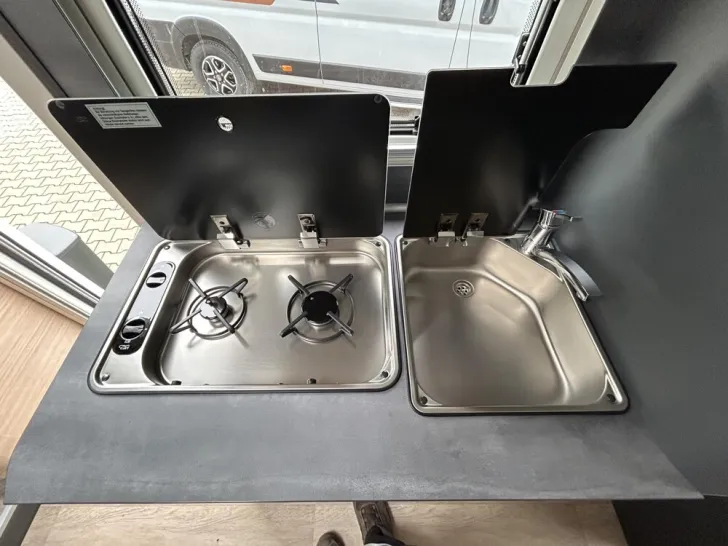 Fahrzeugbild Hobby Maxia T 710 GE #12