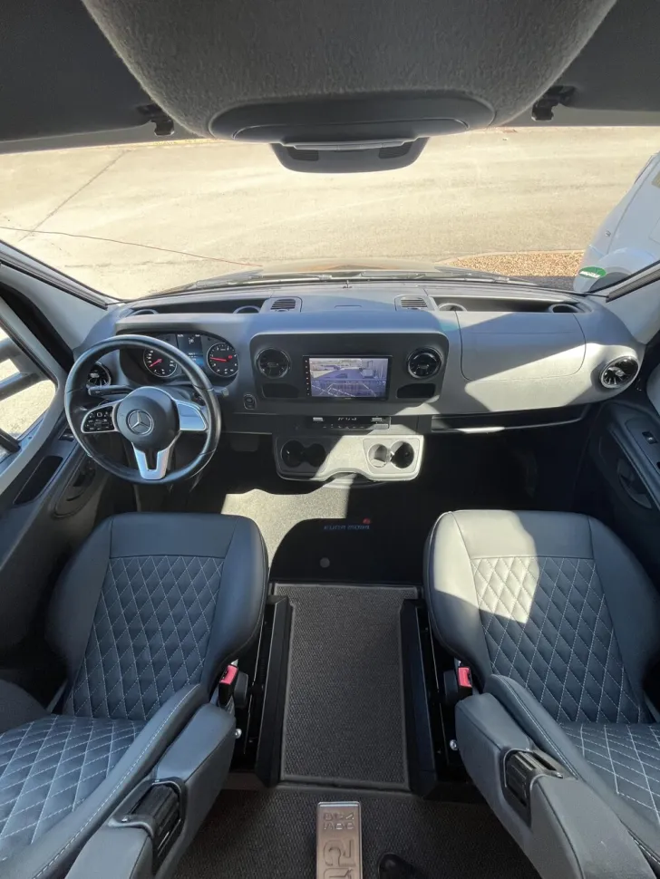 Fahrzeugbild Eura Mobil Profila T 695 EB #11