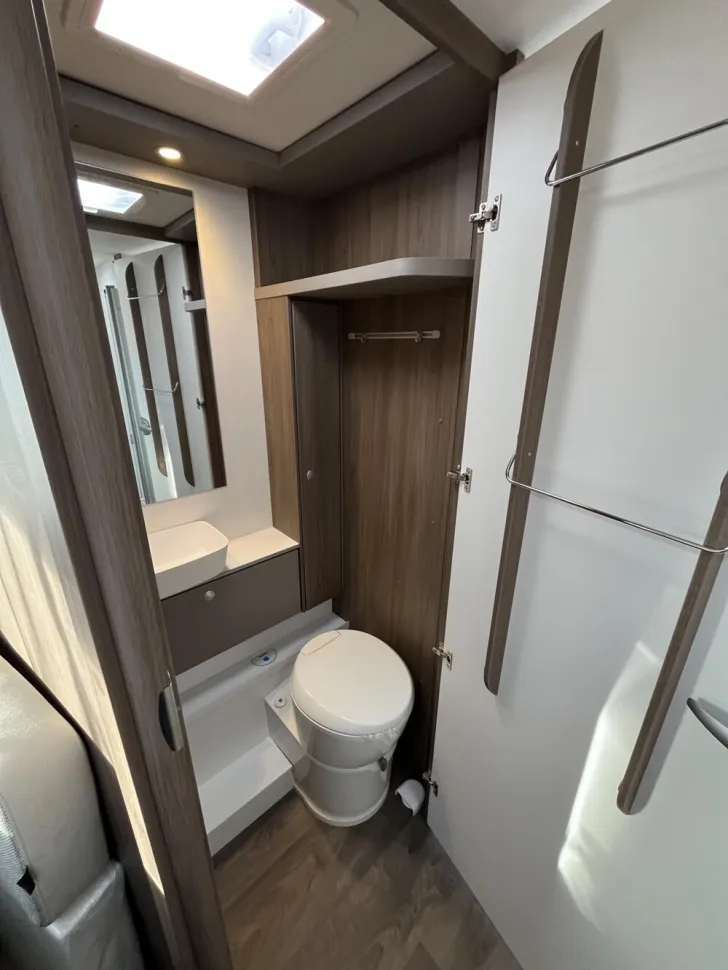 Fahrzeugbild Carado T 459 #11