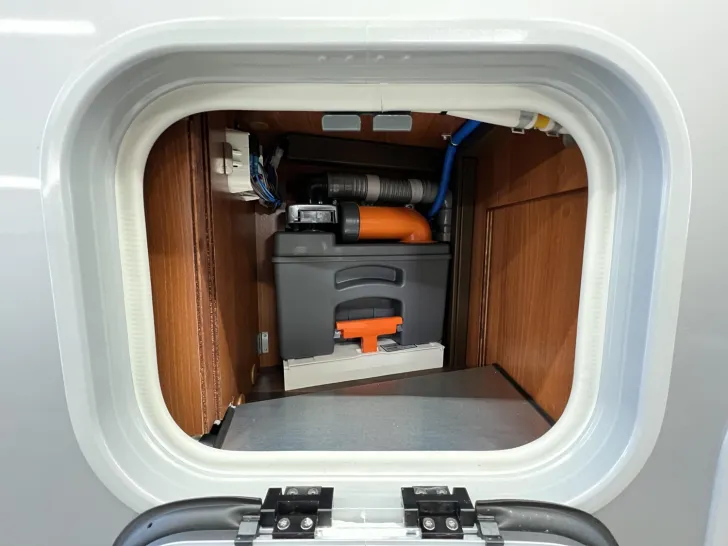 Fahrzeugbild Carthago liner-for-two I 53 Iveco (326) #46
